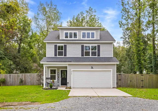 Photo 2 of Single family home for sale at 2380 Storen St, Charleston, SC 29406 | MLS# 26025512 | Listing updated on 2026-09-14