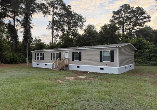 Photo 2 of Manufactured home for sale at 59 Lilly St, Denmark, SC 29042 | MLS# 26026033 | Listing updated on 2026-10-05