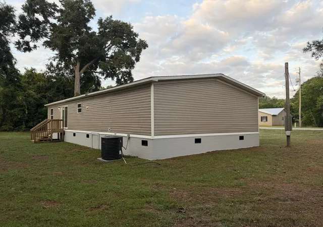 Photo 3 of Manufactured home for sale at 59 Lilly St, Denmark, SC 29042 | MLS# 26026033 | Listing updated on 2026-10-05