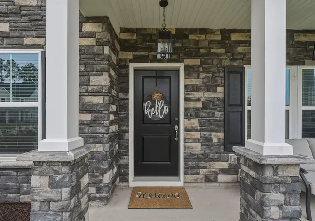 Photo 3 of Single family home for sale at 499 Richfield Way, Summerville, SC 29486 | MLS# 26025403 | Listing updated on 2026-09-13
