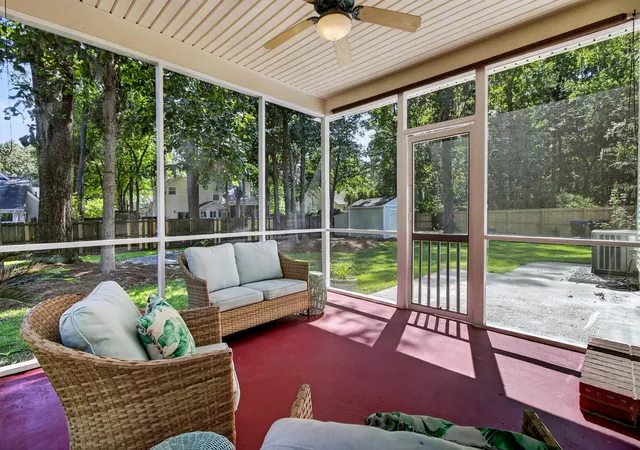 Photo 3 of Single family home for sale at 111 Bonneau Ct, Summerville, SC 29485 | MLS# 26026082 | Listing updated on 2026-10-24