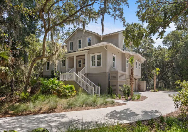 Photo 1 of Single family home for sale at 2571 High Hammock Rd, Johns Island, SC 29455 | MLS# 26024687 | Listing updated on 2026-09-18