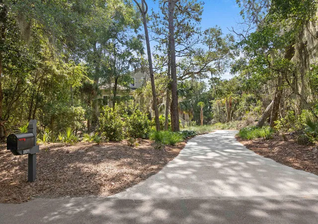 Photo 2 of Single family home for sale at 2571 High Hammock Rd, Johns Island, SC 29455 | MLS# 26024687 | Listing updated on 2026-09-18