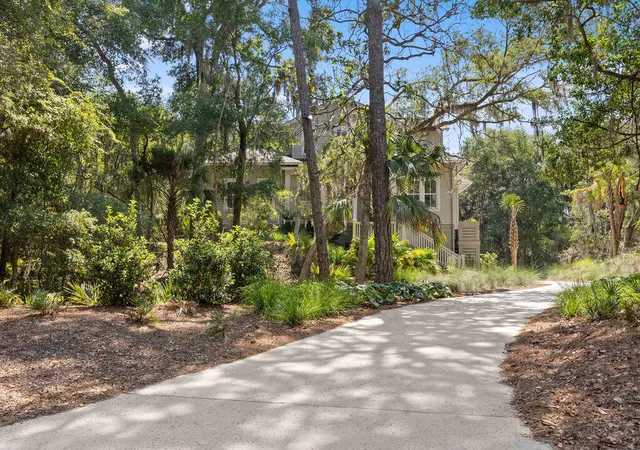 Photo 3 of Single family home for sale at 2571 High Hammock Rd, Johns Island, SC 29455 | MLS# 26024687 | Listing updated on 2026-09-18