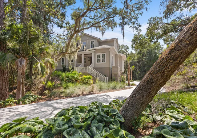 Photo 3 of Single family home for sale at 2571 High Hammock Rd, Johns Island, SC 29455 | MLS# 26024687 | Listing updated on 2026-09-18