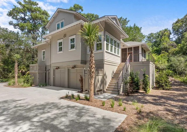 Photo 4 of Single family home for sale at 2571 High Hammock Rd, Johns Island, SC 29455 | MLS# 26024687 | Listing updated on 2026-09-18