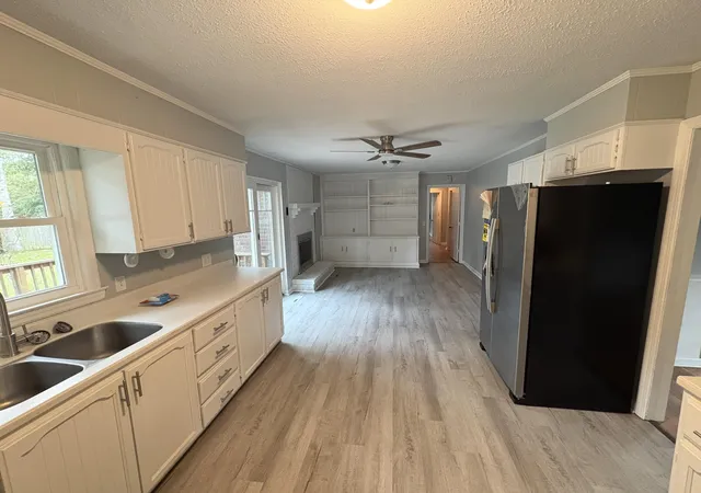 Photo 3 of Single family home for sale at 605 Lynwood Rd, Walterboro, SC 29488 | MLS# 26026624 | Listing updated on 2026-09-24