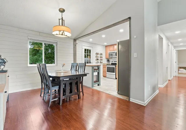Photo 4 of Single family home for sale at 105 Flicker Ln, Summerville, SC 29485 | MLS# 26026762 | Listing updated on 2026-09-25