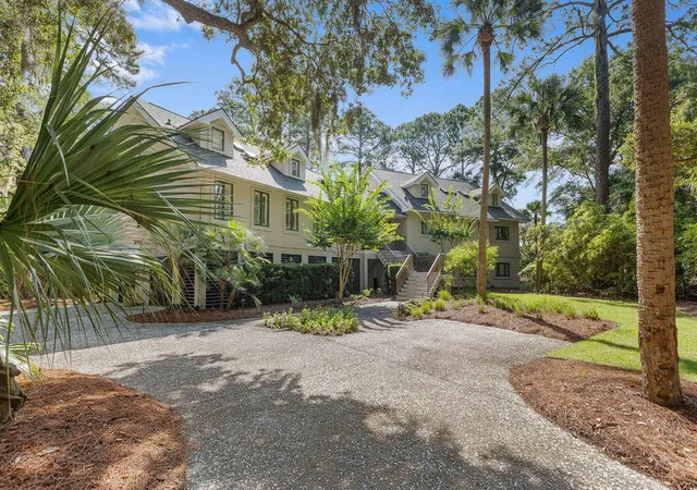 Photo 4 of Single family home for sale at 2926 Seabrook Is Rd, Johns Island, SC 29455 | MLS# 26024233 | Listing updated on 2026-09-02