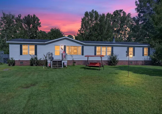 Photo 2 of Manufactured home for sale at 242 Cady Dr, Summerville, SC 29483 | MLS# 26025421 | Listing updated on 2026-09-10