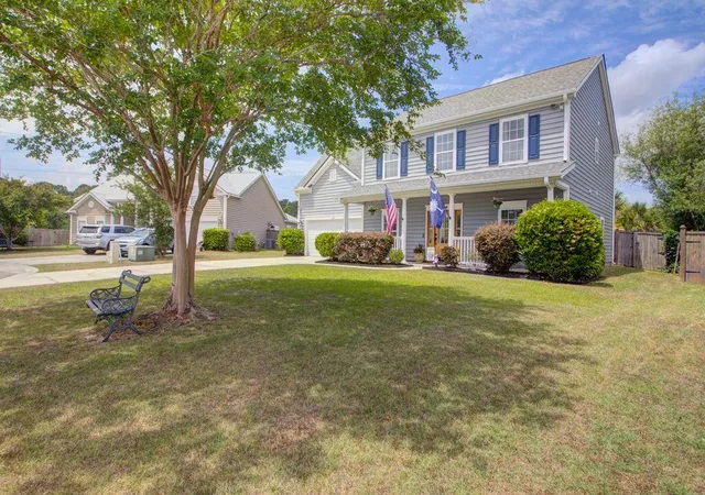 Photo 3 of Single family home for sale at 7344 Kestrel Trl, Hanahan, SC 29410 | MLS# 26028081 | Listing updated on 2026-10-12