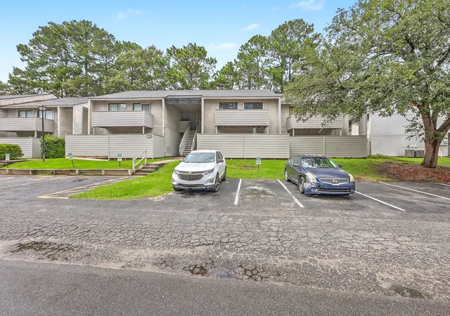 Photo 2 of Townhouse for sale at 806 Greenmeadow Dr, Goose Creek, SC 29445 | MLS# 26024999 | Listing updated on 2026-09-30