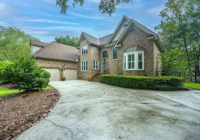 Photo 3 of Single family home for sale at 2357 Rice Pond Rd, Charleston, SC 29414 | MLS# 26024761 | Listing updated on 2026-09-17
