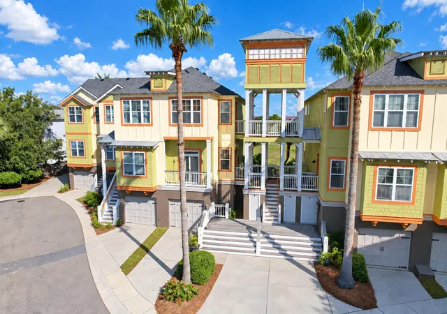 Photo 3 of Townhouse for sale at 204 Michigan Ave #Unit 10, Folly Beach, SC 29439 | MLS# 26025170 | Listing updated on 2026-09-08