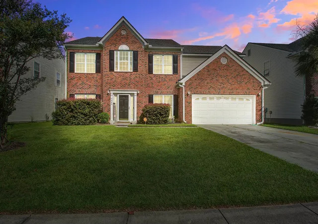 Photo 3 of Single family home for sale at 3342 Kirkwall Dr, Summerville, SC 29485 | MLS# 26026096 | Listing updated on 2026-09-18
