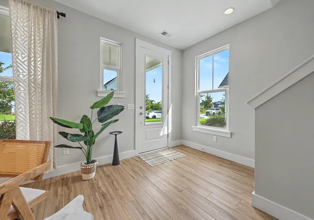 Photo 3 of Single family home for sale at 405 Ripple Park Dr, Summerville, SC 29486 | MLS# 26026067 | Listing updated on 2026-10-12