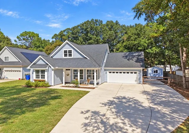 Photo 1 of Single family home for sale at 1555 Keswick Dr, Johns Island, SC 29455 | MLS# 26027890 | Listing updated on 2026-10-28