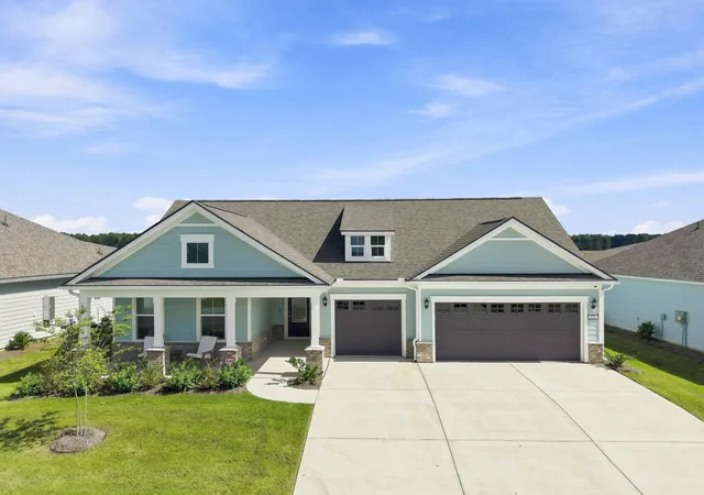 Photo 1 of Single family home for sale at 532 Pink Lily Ln, Summerville, SC 29486 | MLS# 26024935 | Listing updated on 2026-09-14