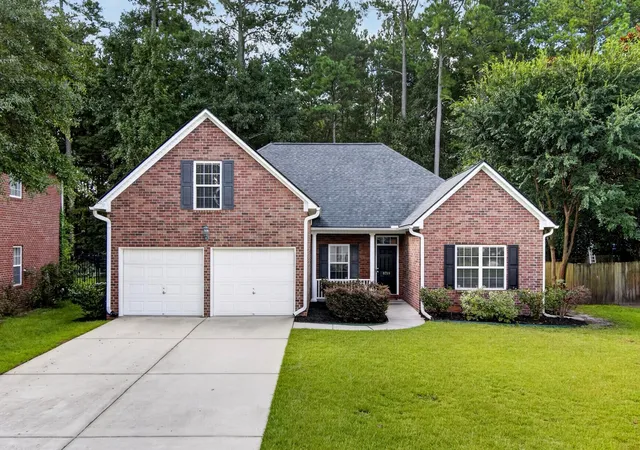 Photo 1 of Single family home for sale at 8719 Evangeline Dr, North Charleston, SC 29420 | MLS# 26025168 | Listing updated on 2026-09-16