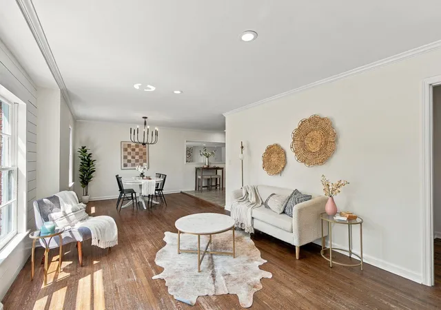Photo 4 of Single family home for sale at 1052 Harbor View Rd, Charleston, SC 29412 | MLS# 26026456 | Listing updated on 2026-09-25