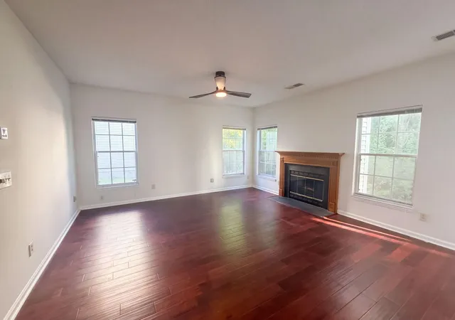 Photo 3 of Single family home for sale at 108 Whaler Rd, Summerville, SC 29485 | MLS# 26027427 | Listing updated on 2026-10-02