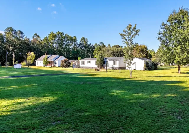 Photo 3 of Manufactured home for sale at 159 Crest Ln, Saint Stephen, SC 29479 | MLS# 26027124 | Listing updated on 2026-10-08