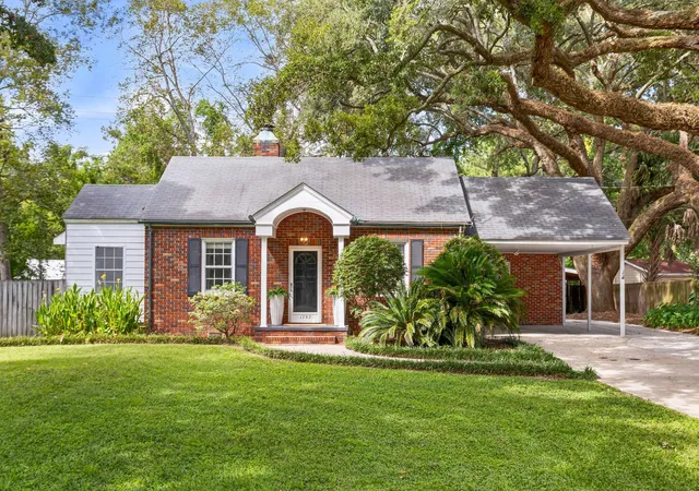 Photo 1 of Single family home for sale at 1782 Harrison Ave, Charleston, SC 29407 | MLS# 26025487 | Listing updated on 2026-09-15