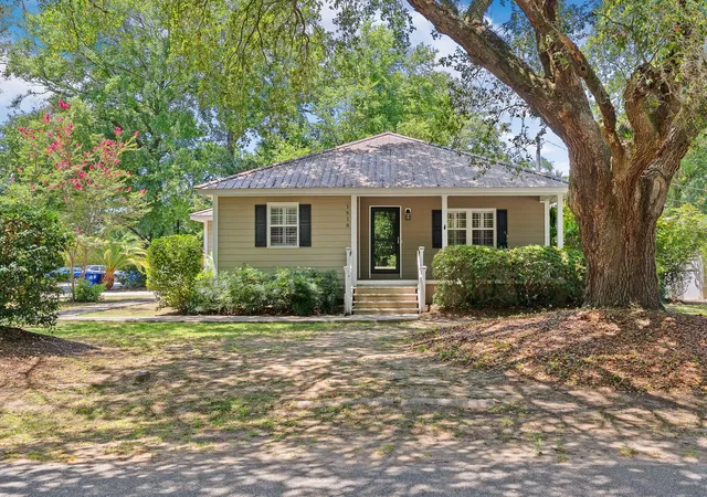 Photo 1 of Single family home for sale at 1618 Patterson Ave, Charleston, SC 29412 | MLS# 26026013 | Listing updated on 2026-09-17