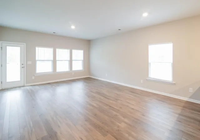 Photo 3 of Single family home for sale at 228 Granton Edge Ln, Summerville, SC 29486 | MLS# 26023453 | Listing updated on 2026-10-22