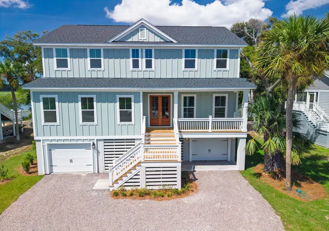 Photo 1 of Single family home for sale at 125 Jungle Rd, Edisto Island, SC 29438 | MLS# 26026281 | Listing updated on 2026-10-01
