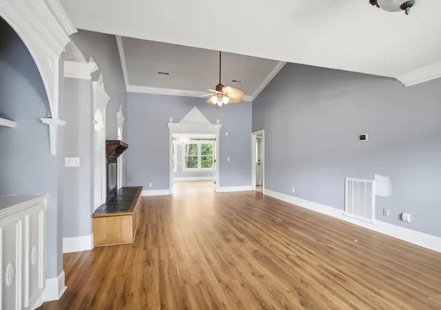 Photo 4 of Single family home for sale at 970 Night Heron Dr, Mount Pleasant, SC 29464 | MLS# 26026795 | Listing updated on 2026-10-02