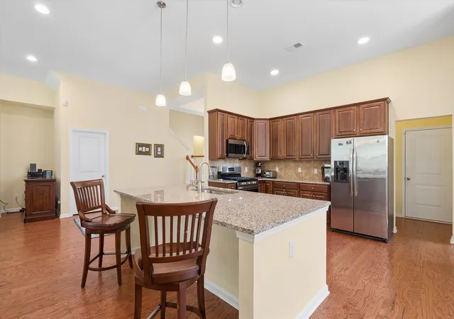 Photo 4 of Single family home for sale at 622 Woolum Dr, Moncks Corner, SC 29461 | MLS# 26025598 | Listing updated on 2026-09-30