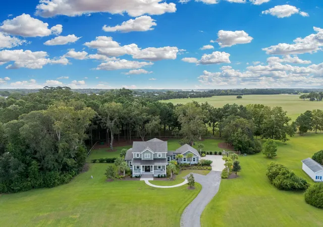 Photo 3 of Single family home for sale at 2986 Anchor Watch Dr, Wadmalaw Island, SC 29487 | MLS# 26025485 | Listing updated on 2026-09-10