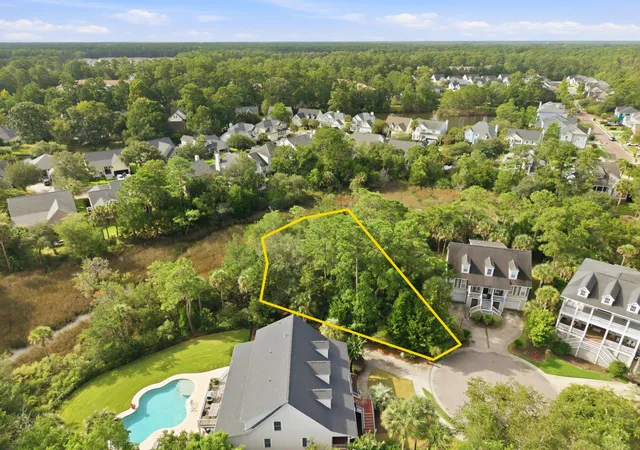 Photo 1 of Land for sale at 1600 Sewee Fort Rd, Mount Pleasant, SC 29466 | MLS# 26025351 | Listing updated on 2026-09-09