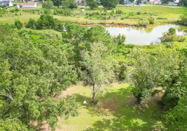 Photo 26 of Single family home for sale at 1459 Tennis Ln, Summerton, SC 29148 | MLS# 26026706 | Listing updated on 2026-09-28
