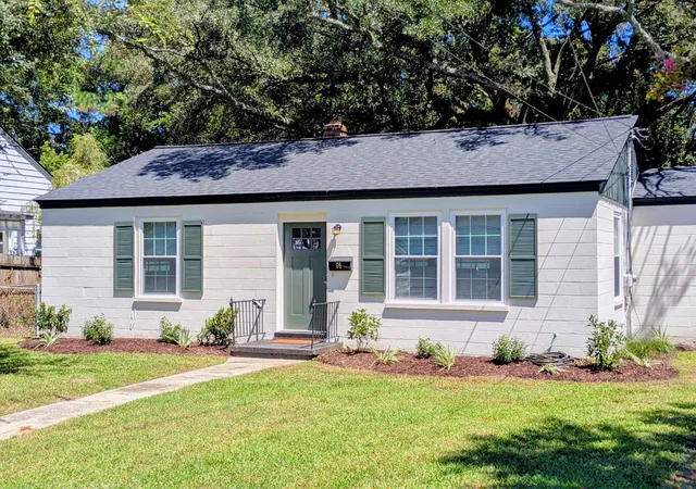 Photo 1 of Single family home for sale at 68 Avondale Ave, Charleston, SC 29407 | MLS# 26024975 | Listing updated on 2026-09-16