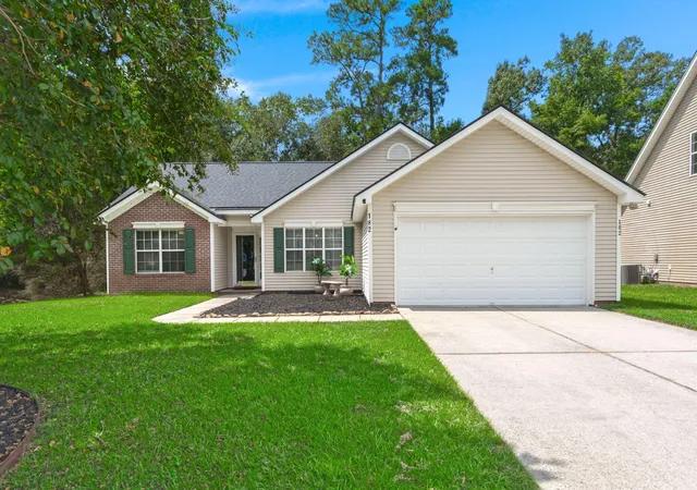 Photo 1 of Single family home for sale at 182 Hainsworth Dr, North Charleston, SC 29418 | MLS# 26025589 | Listing updated on 2026-09-11