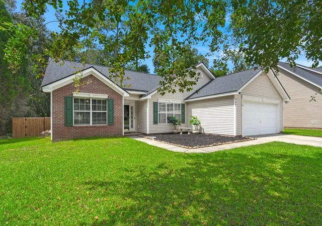Photo 3 of Single family home for sale at 182 Hainsworth Dr, North Charleston, SC 29418 | MLS# 26025589 | Listing updated on 2026-09-11