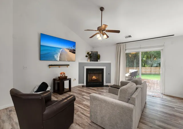 Photo 4 of Single family home for sale at 182 Hainsworth Dr, North Charleston, SC 29418 | MLS# 26025589 | Listing updated on 2026-09-11