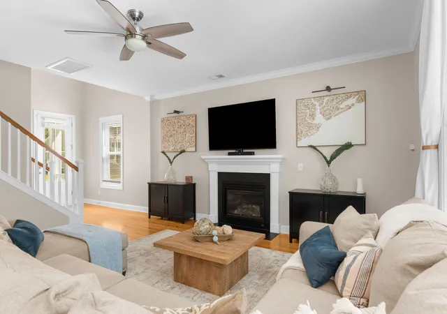 Photo 3 of Single family home for sale at 1471 Brockenfelt Dr, Charleston, SC 29414 | MLS# 26026559 | Listing updated on 2026-09-25