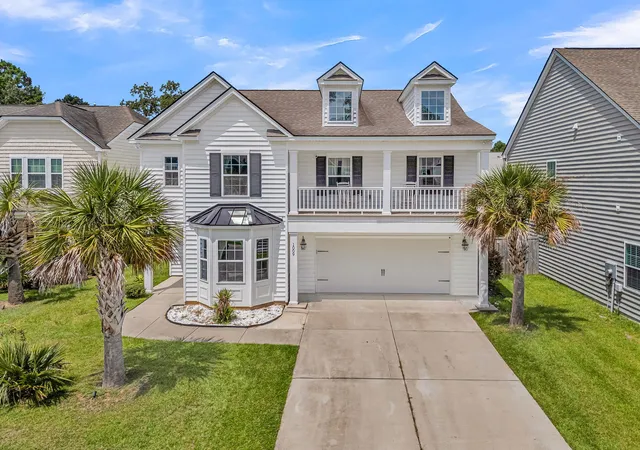 Photo 1 of Single family home for sale at 1009 Mossy Rock Dr, Summerville, SC 29485 | MLS# 26026066 | Listing updated on 2026-10-20