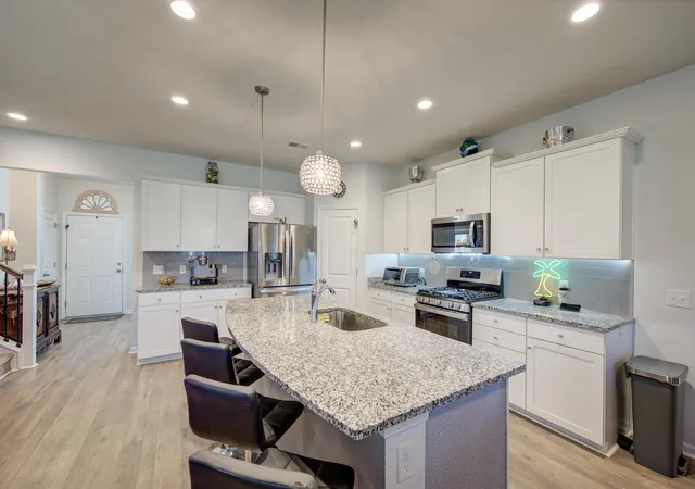 Photo 3 of Single family home for sale at 1933 Zonny Moss Dr, Johns Island, SC 29455 | MLS# 26024959 | Listing updated on 2026-09-03