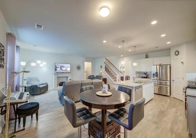 Photo 4 of Single family home for sale at 1933 Zonny Moss Dr, Johns Island, SC 29455 | MLS# 26024959 | Listing updated on 2026-09-03