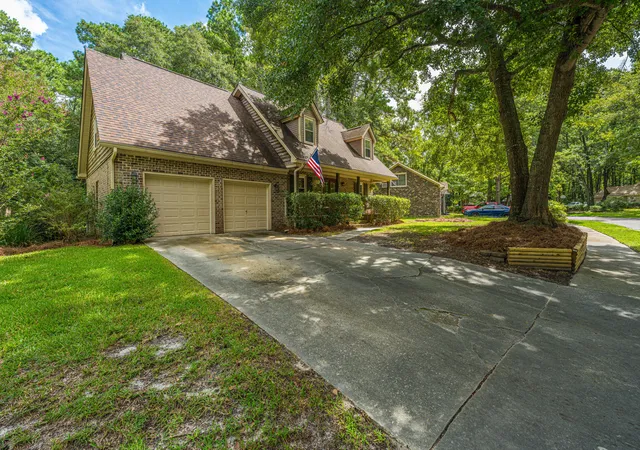 Photo 3 of Single family home for sale at 148 Southwold Cir, Goose Creek, SC 29445 | MLS# 26024854 | Listing updated on 2026-09-25