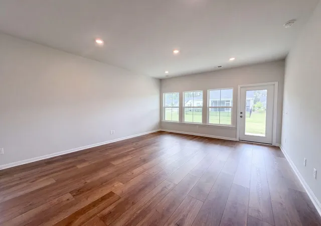 Photo 3 of Single family home for sale at 1127 Glorious Way, Summerville, SC 29485 | MLS# 26025608 | Listing updated on 2026-09-11