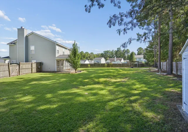 Photo 4 of Single family home for sale at 311 Taggert Cir, Goose Creek, SC 29445 | MLS# 26025172 | Listing updated on 2026-09-10