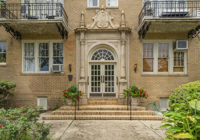 Photo 3 of Townhouse for sale at 63 Rutledge Ave #27, Charleston, SC 29401 | MLS# 26025194 | Listing updated on 2026-09-06