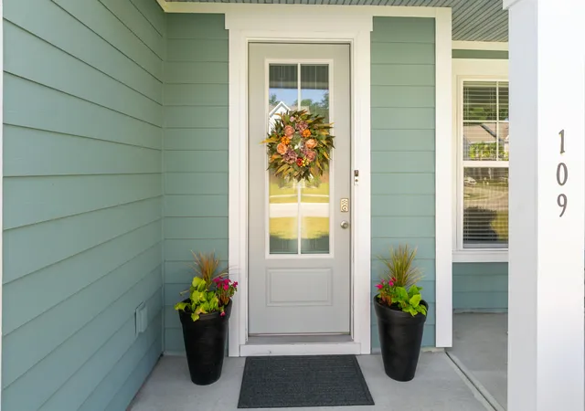 Photo 2 of Single family home for sale at 109 Granton Edge Ln, Summerville, SC 29486 | MLS# 26027828 | Listing updated on 2026-10-16