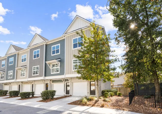 Photo 2 of Townhouse for sale at 1265 Allusion Ln #Unit 401, Mount Pleasant, SC 29466 | MLS# 26027061 | Listing updated on 2026-10-26