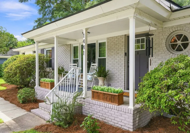 Photo 3 of Single family home for sale at 1441 Brian Rd, Charleston, SC 29407 | MLS# 26024907 | Listing updated on 2026-09-10